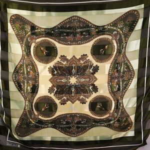Fashion BanDo Womens Scarf Geometric Floral 40 x 40 Square Green Brown